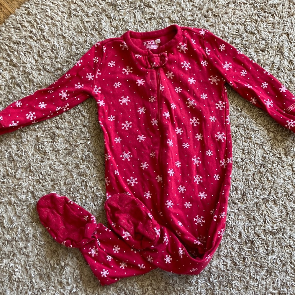 The Children’s Place Snowflake Cotton Footie PJs